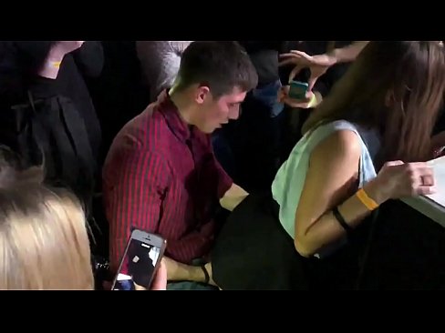 ❤️ Прави секс у руском ноћном клубу. 18-годишња Рускиња у анусу и вагини јебана у ноћном клубу ❤ Слутс код нас sr.liporno.ru